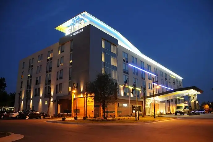 Aloft Charleston Airport and Convention Center