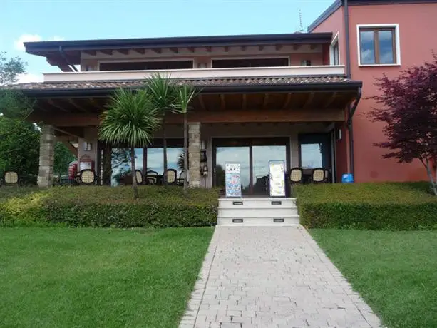 Residence Onda Blu Manerba del Garda 