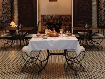 Riad Youssef Guesthouse Fez 