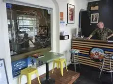 Adelaide Travellers Inn Backpackers Hostel 