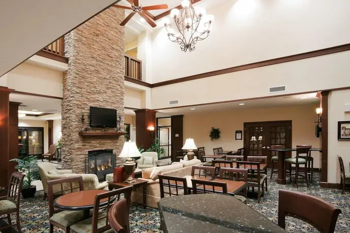 Staybridge Suites Lafayette-Airport 