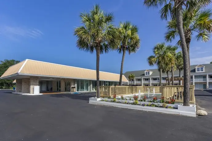 Quality Inn & Suites Pawleys Island 