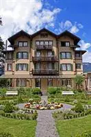 Alpenrose Hotel and Gardens 