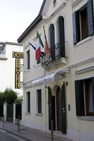 Hotel Cris Mestre