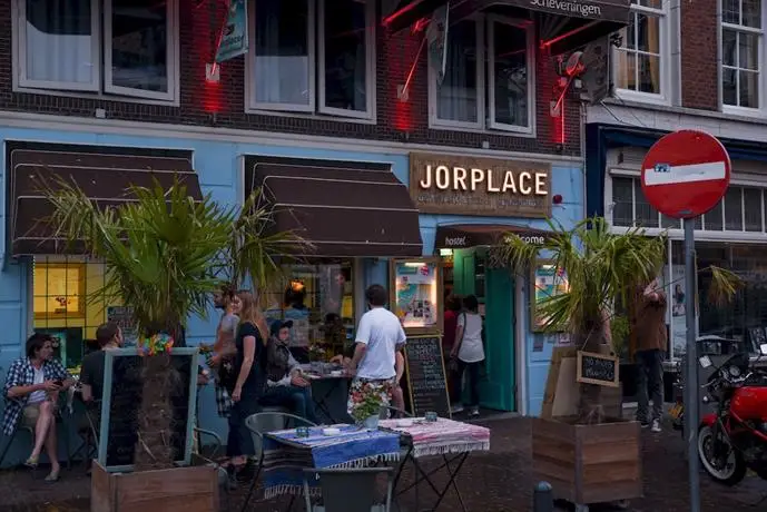 Jorplace Beach Hostel 