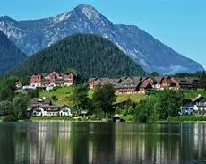 MONDI HOLIDAY Seeblickhotel Grundlsee 