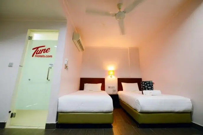 Tune Hotel - Waterfront Kuching 