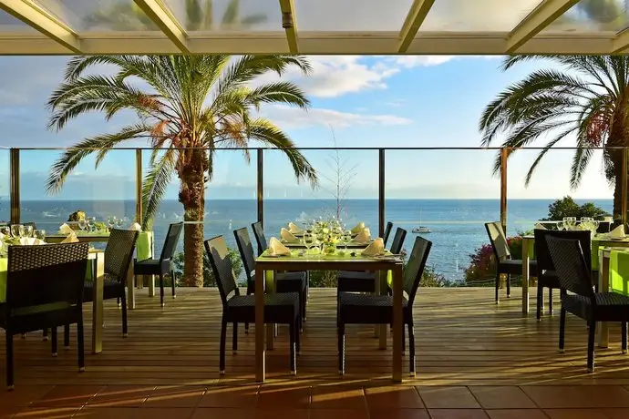 Pestana Promenade Ocean Resort Hotel 