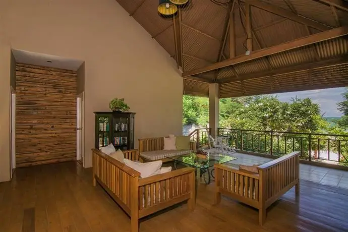 Veranda Lodge 