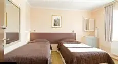 B&B Guesthouse - Bed and Breakfast Keflavik Centre 