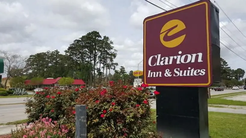 Clarion Inn & Suites Savannah Midtown 