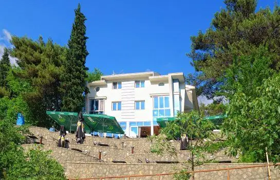 Hotel Ambasador 