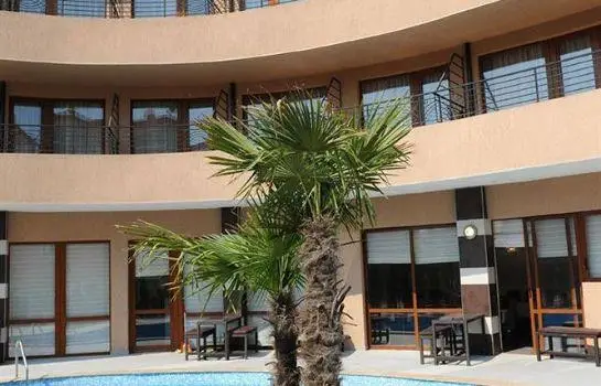 Hotel Plaza Ravda 