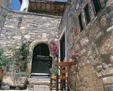 The Traditional Homes of Crete 