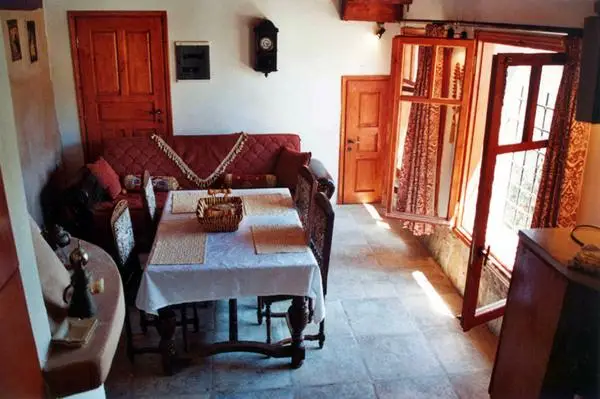 The Traditional Homes of Crete 