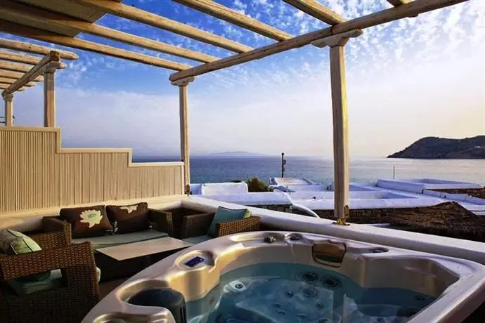 Arte & Mare Luxury Suites & Spa 