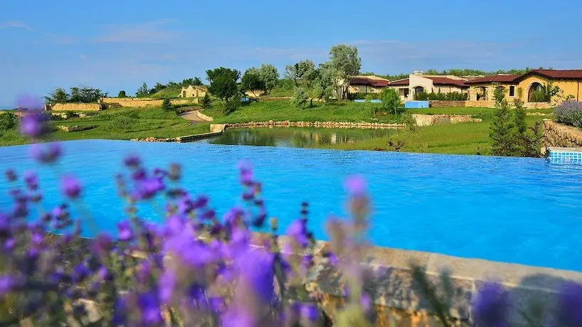 BlackSeaRama Golf & Villas 