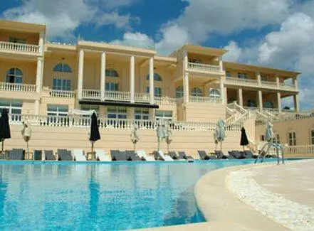 Mabely Grand Hotel 