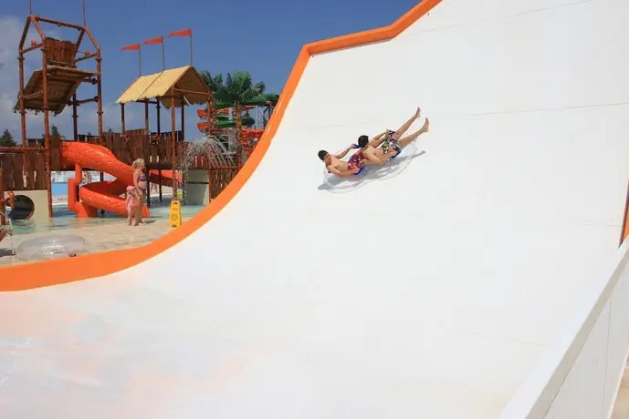 Electra Holiday Village Water Park Resort 