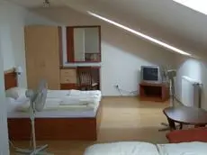 Hotel Relax Apartman Sarvar 