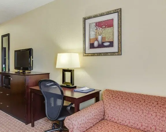 Quality Inn & Suites Slidell 