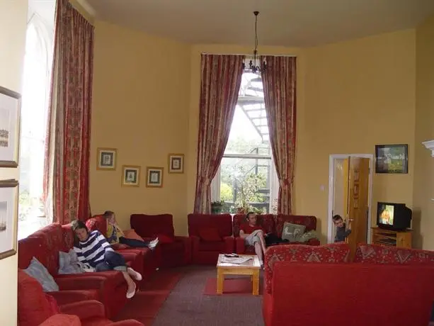 Killarney International Hostel 