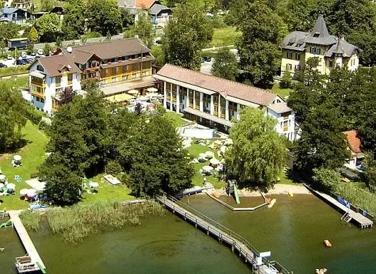 Hotel Urbani Bodensdorf