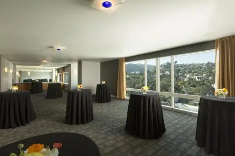 Loews Hollywood Hotel 