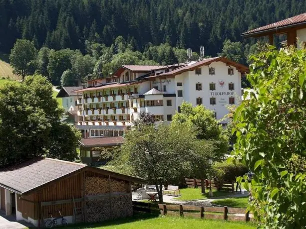 Landhotel Tirolerhof 