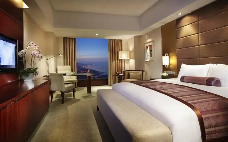 Crowne Plaza Yantai Sea View