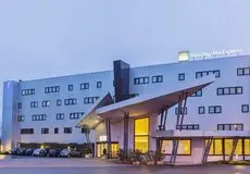 Holiday Inn Express Milan-Malpensa Airport 