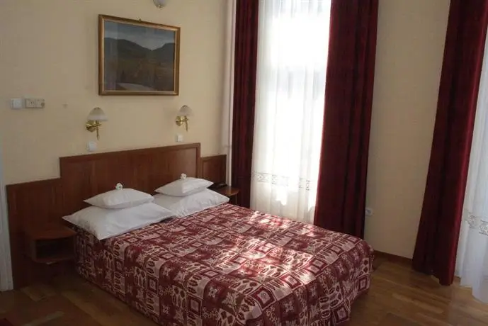 Hotel Pannonia 