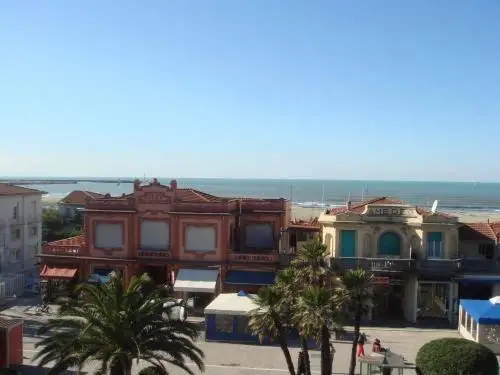 Hotel London Viareggio 