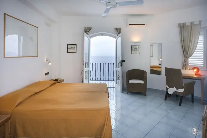 Hotel Punta Scario