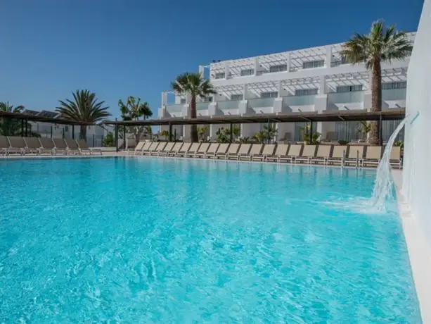 Aequora Lanzarote Suites