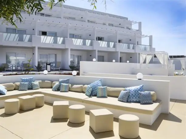 Aequora Lanzarote Suites 