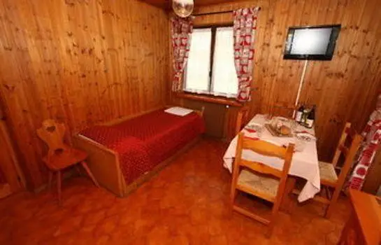 Champoluc Apartment 