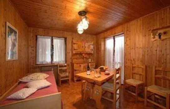 Champoluc Apartment 