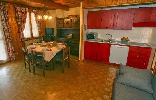 Champoluc Apartment 