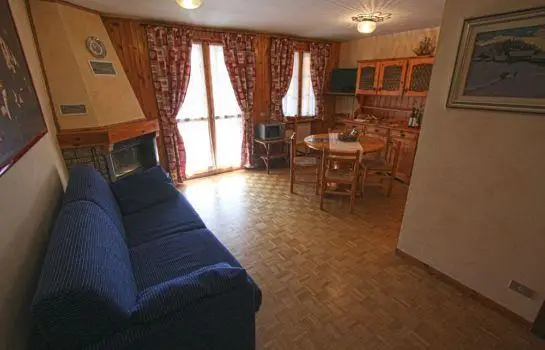 Champoluc Apartment 