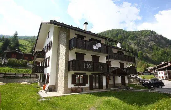 Champoluc Apartment 