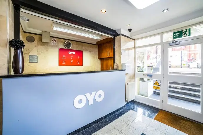 OYO Kingsley Hotel 