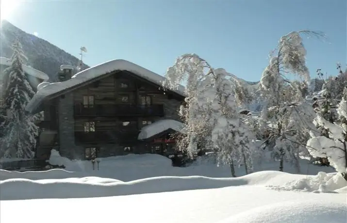 Hotel Bellevue Champoluc 