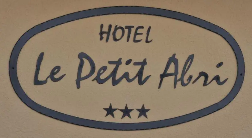 Hotel Le Petit Abri 