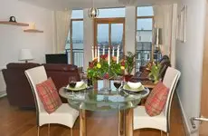 Highland Apartments by Mansley 