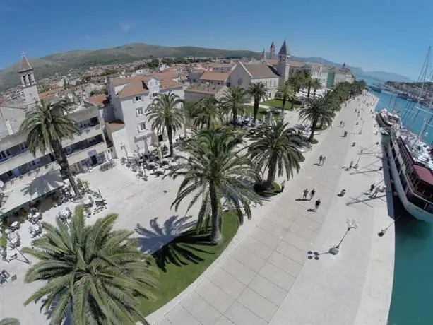 Hotel Concordia Trogir 