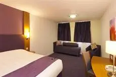 Premier Inn Aberdeen City Centre 