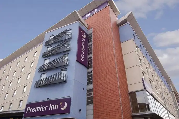 Premier Inn Sheffield City Centre - Angel St