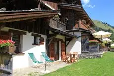 Hotel Les Chalets de la Serraz 