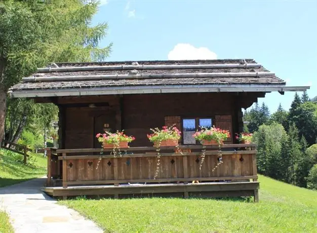 Hotel Les Chalets de la Serraz 